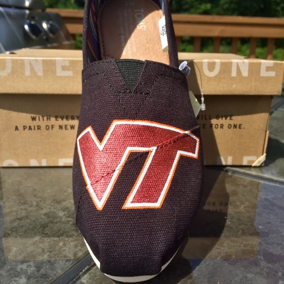 VA Tech Hokies college custom hand painted TOMS - Picture 7 of 8